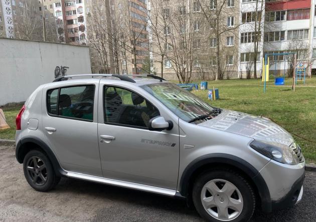 Купить Renault Sandero в городе Минск
