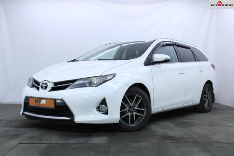Купить Toyota Auris II в городе Минск