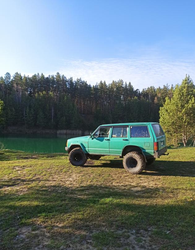 Купить Jeep Cherokee II (XJ) в городе Слуцк