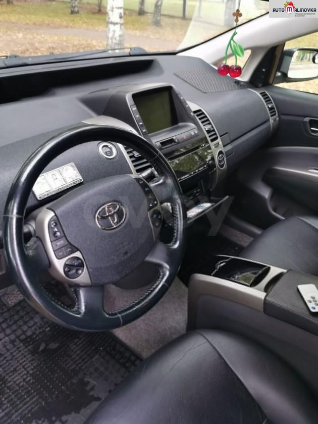 Toyota Prius I Рестайлинг (XW10)