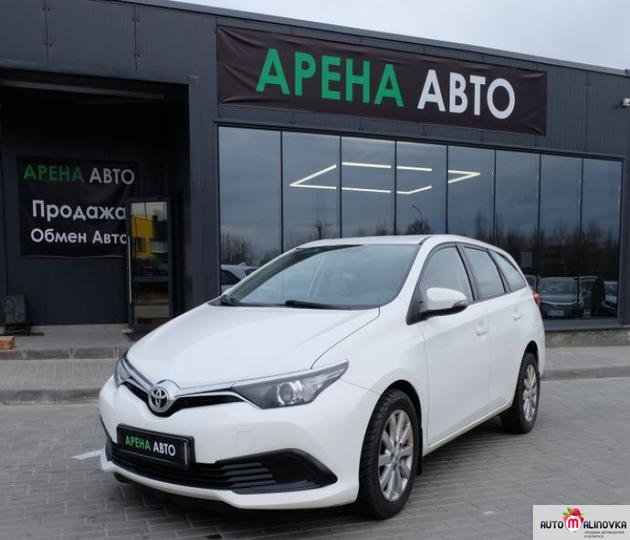 Купить Toyota Auris II Рестайлинг в городе Гродно
