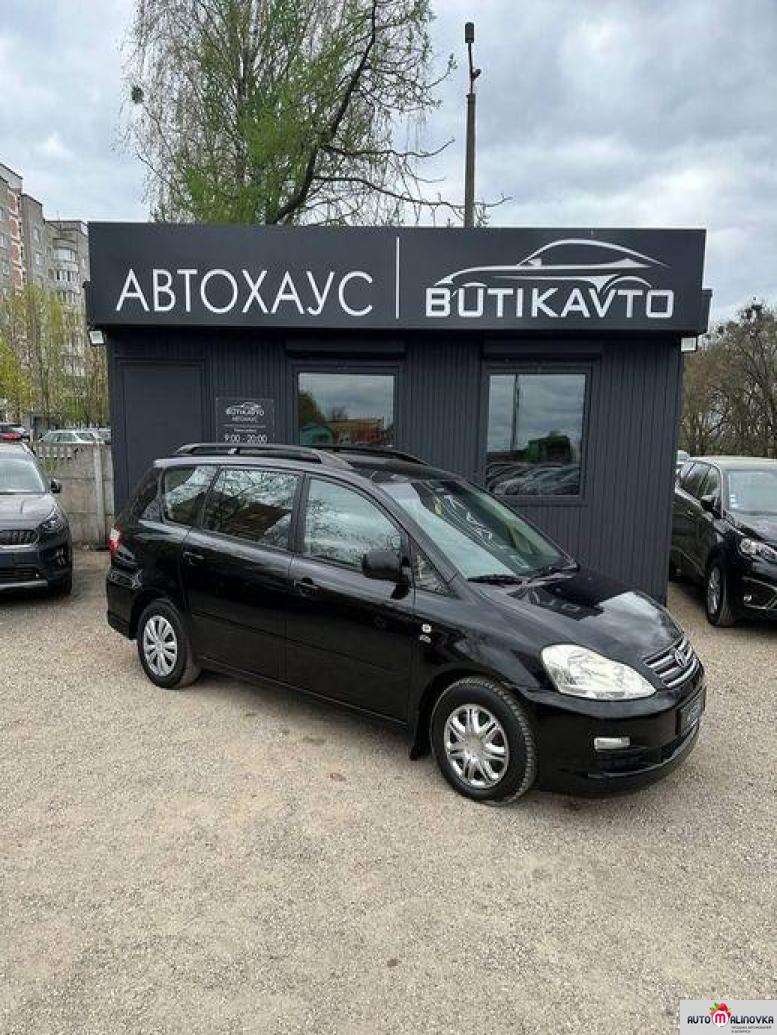 Купить Toyota Avensis Verso в городе Барановичи