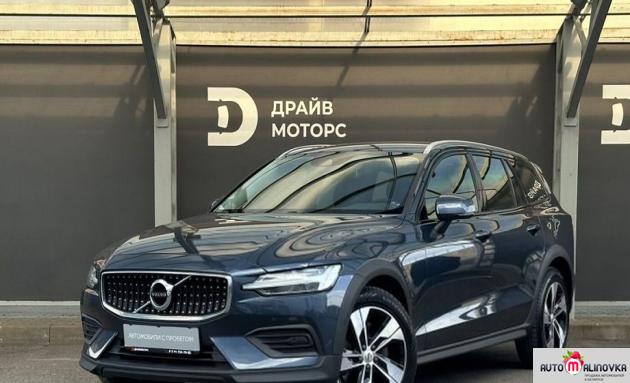 Купить Volvo V60 Cross Country в городе Минск