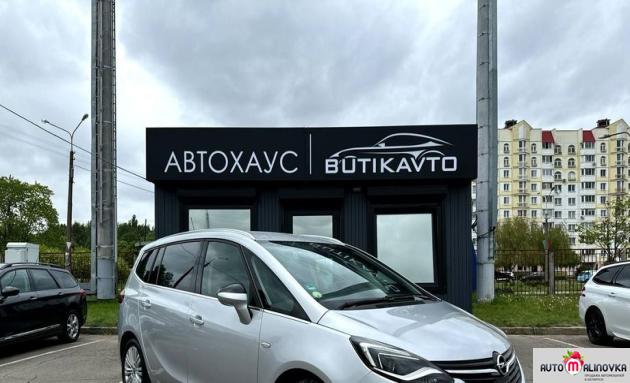 Купить Opel Zafira C Рестайлинг в городе Минск