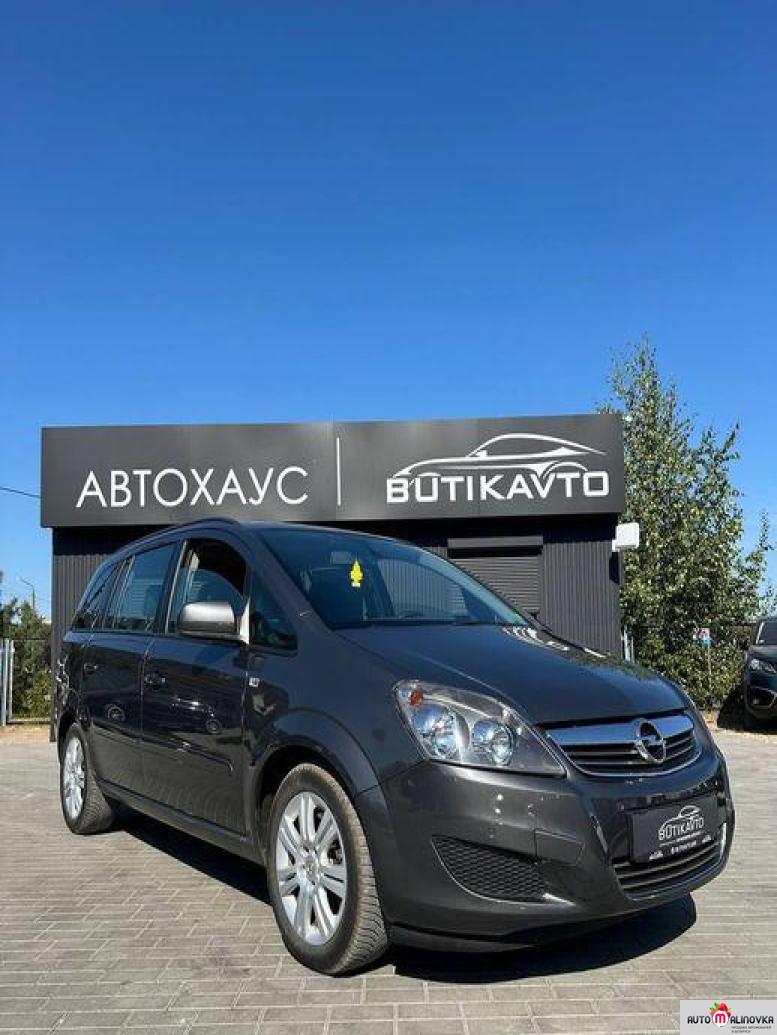 Купить Opel Zafira B Рестайлинг в городе Барановичи