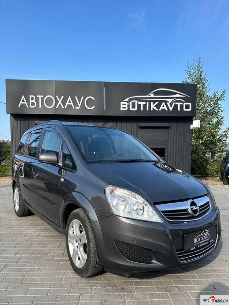 Купить Opel Zafira B Рестайлинг в городе Барановичи