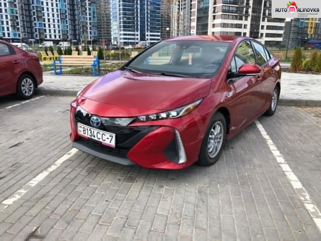 Купить Toyota Prius в городе Минск