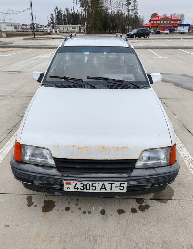 Купить Opel Kadett E Рестайлинг в городе Островец
