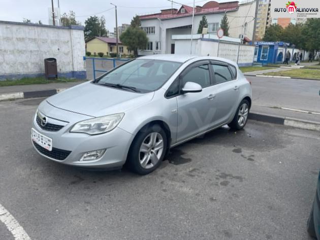 Купить Opel Astra J в городе Солигорск