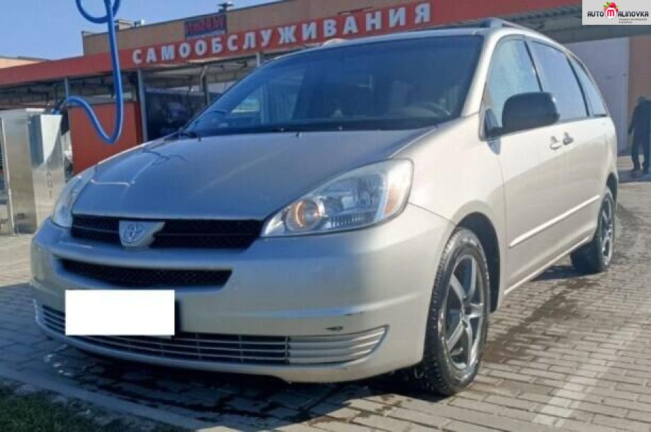 Купить Toyota Sienna II в городе Солигорск