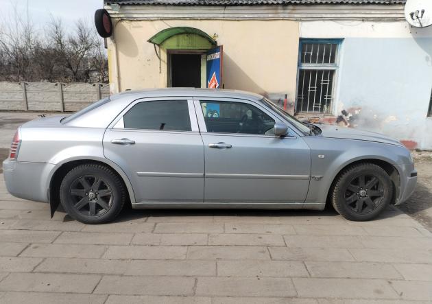 Купить Chrysler 300 в городе Барановичи