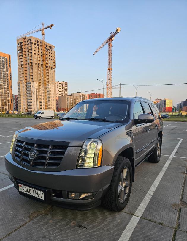 Купить Cadillac Escalade III в городе Минск