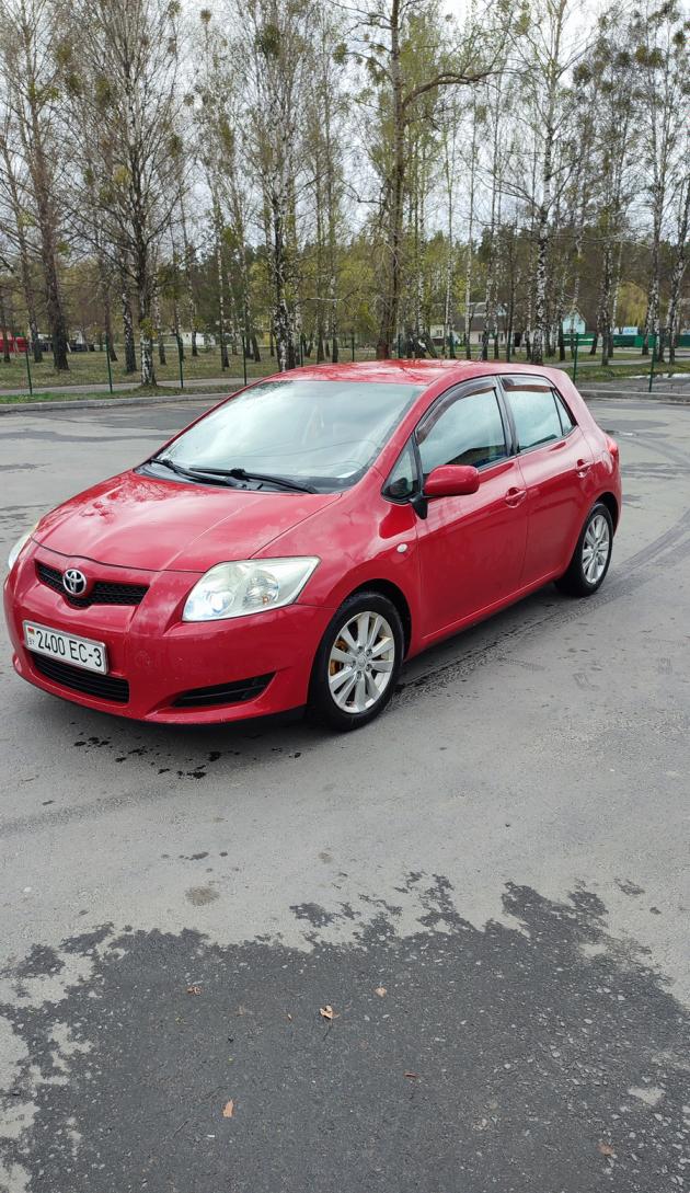 Купить Toyota Auris I в городе Житковичи