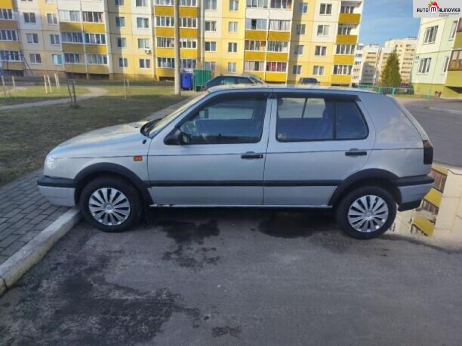 Купить Volkswagen Golf III в городе Солигорск