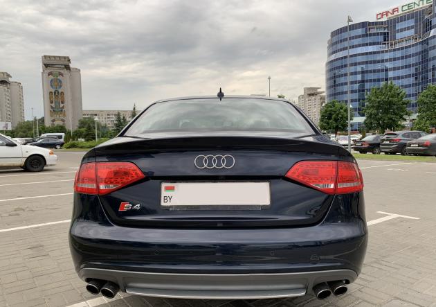 Audi S4 IV (B8)