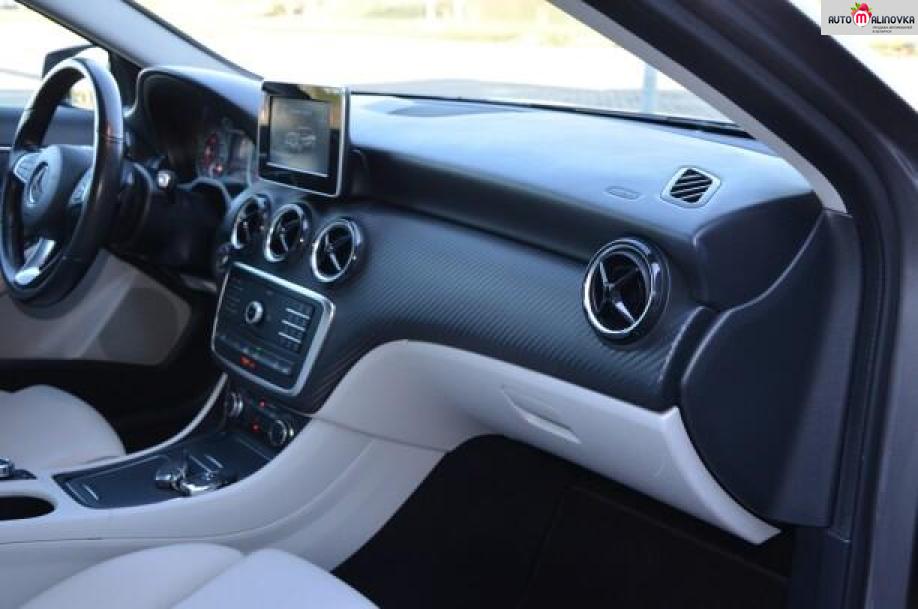 Mercedes-Benz GLA-klasse X156