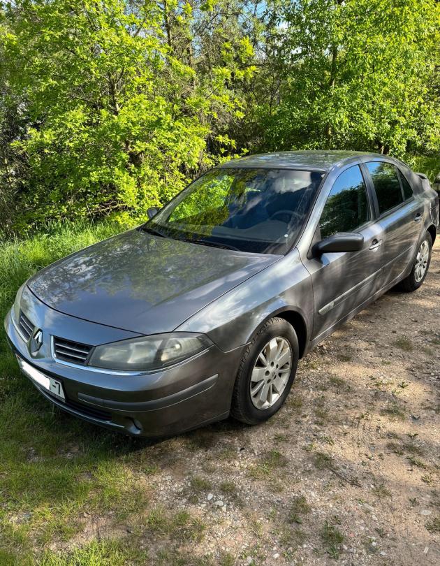 Купить Renault Laguna II Рестайлинг в городе Минск