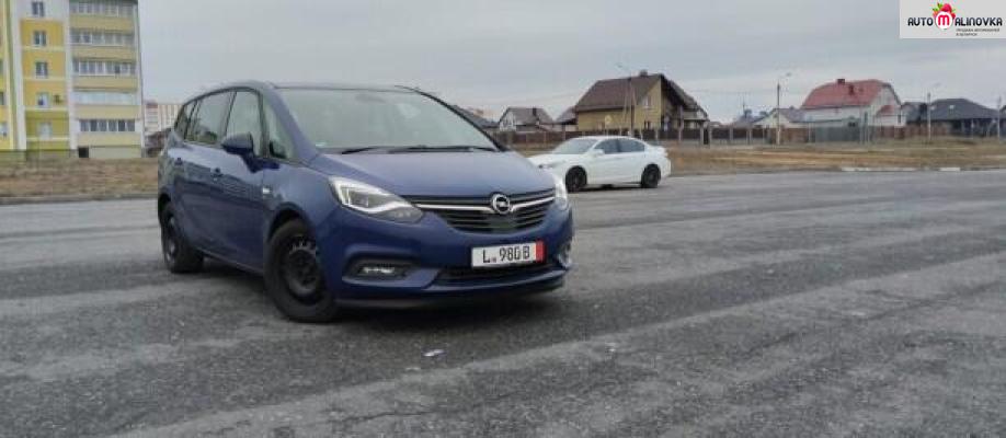 Купить Opel Zafira C в городе Мозырь