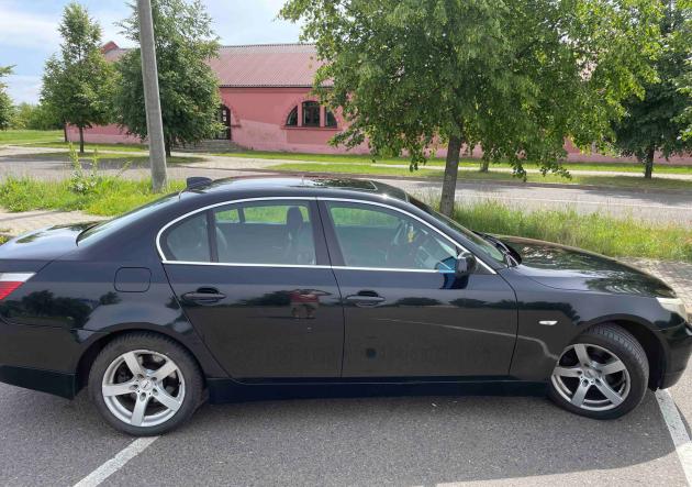 Купить BMW 5 серия в городе Бобруйск